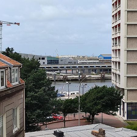 ブローニュ・シュル・メールLa Capitainerie - L'Avenue Des Voyageurs Cote D'Opaleアパートメント エクステリア 写真